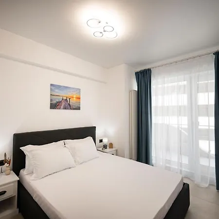 Διαμέρισμα Josephine In Odyssey & Pool-parking Mamaia