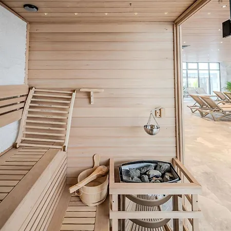 Apartment Josephine In Odyssey & Pool-parking *