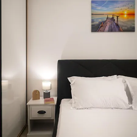 Josephine In Odyssey & Pool-parking Lejlighed